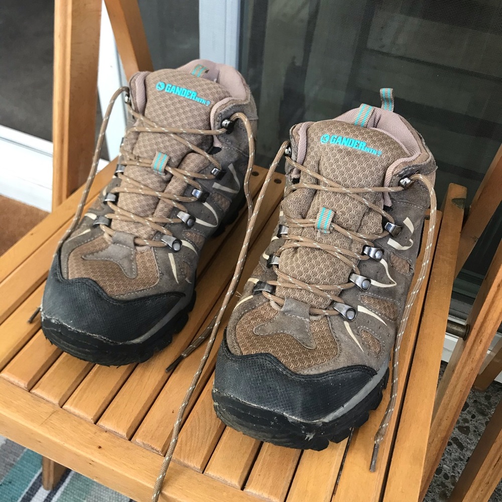 GANDER MOUNTAIN WOMENS HIKING BOOTS